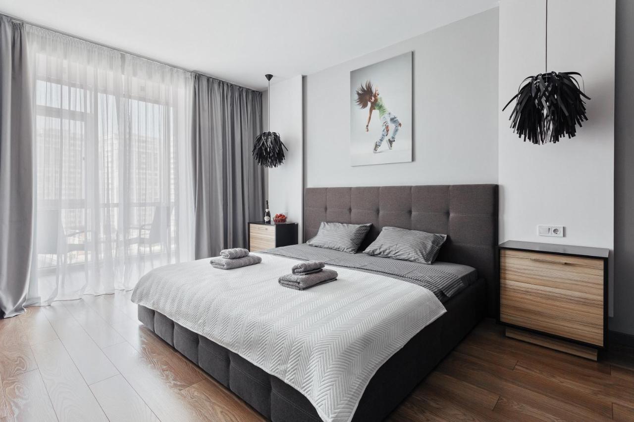 Grey Apartment Одеса Екстериор снимка